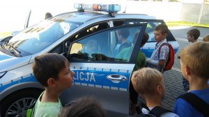 Uczniowie SP nr 1 w Szczecinku z wizytą u policjantów #3