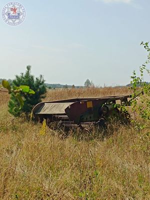 Zdjęcie kolorowe. Kopaczka do ziemniaków