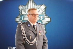 Zdjęcie kolorowe. Na zdjęciu insp. Andrzej Dziemianko Komendant Powiatowy Policji w Szczecinku