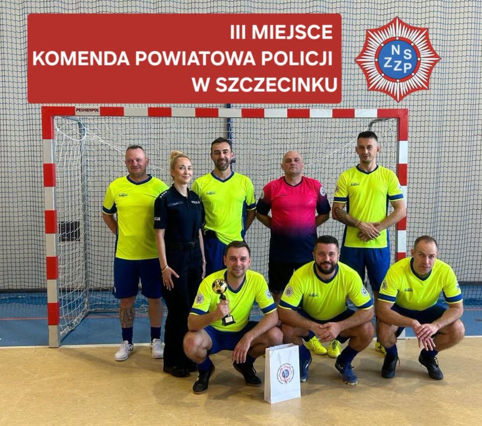 Policjanci ze Szczecinka zajęli III miejsce w turnieju piłki halowej